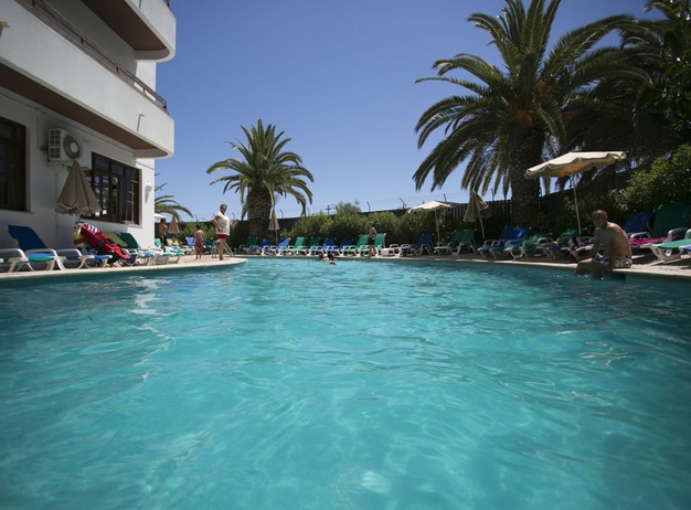Piscina  Mirachoro Praia da Rocha ** en Portimão