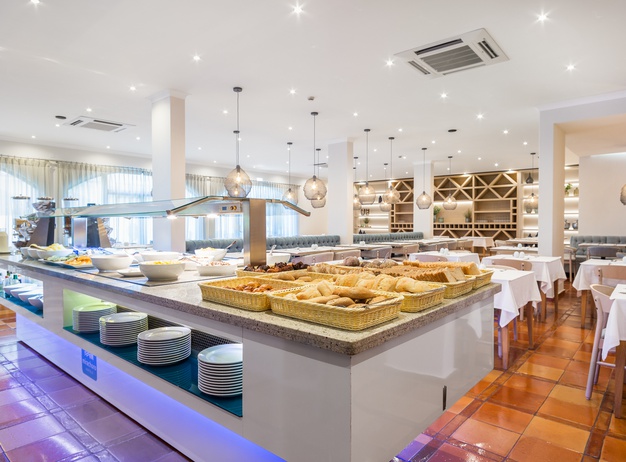 Restaurante buffet  Mirachoro Carvoeiro **** en Algarve