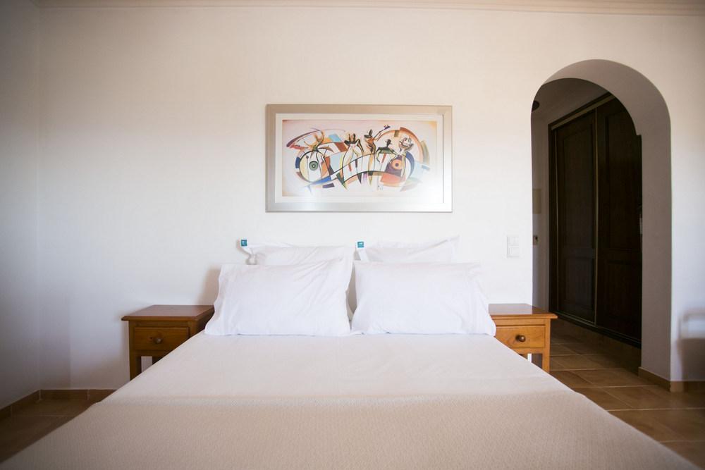 Apartamento com um quarto e varanda (4 adultos) Mirachoro Portimão *** Apartamento com um quarto e varanda (4 adultos) Mirachoro Portimão ***