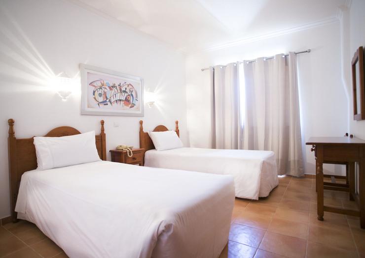 Estúdio com Varanda (2 Adultos) Mirachoro Portimão *** Estúdio com Varanda (2 Adultos) Mirachoro Portimão ***