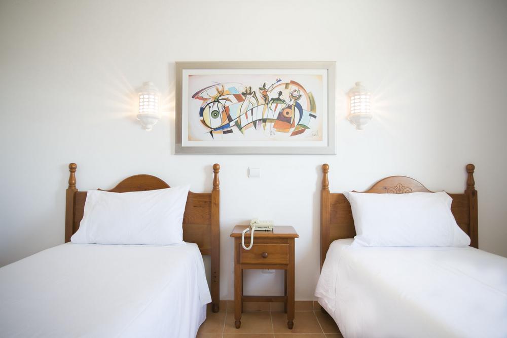 Estúdio com Varanda (2 Adultos) Mirachoro Portimão *** Estúdio com Varanda (2 Adultos) Mirachoro Portimão ***