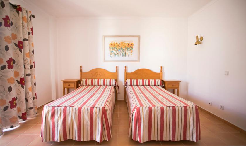 Apartamento familiar Hotel Mirachoro Praia da Rocha ** Portimão Apartamento familiar Hotel Mirachoro Praia da Rocha ** Portimão