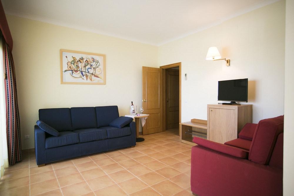 Quarto familiar Mirachoro Carvoeiro **** Algarve Quarto familiar Mirachoro Carvoeiro **** Algarve